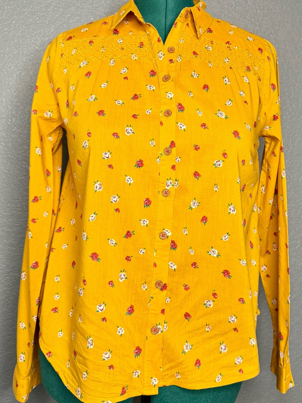Mauve Anthropologie Mustard Floral Smocked Blouse Cotton Button Up Size 10 - Picture 2 of 12